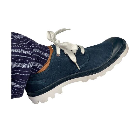 Palladium Blue Unisex laced shoes 9 - Picture 1 of 7